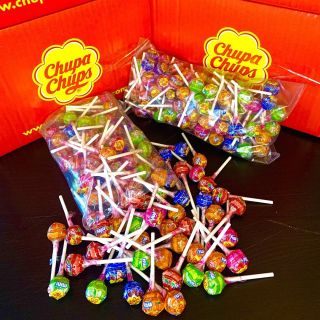 🍭Élvezd ki az édes eperrel, savanyú almával, friss naranccsal vagy finom kólával ízesített gyümölcsnyalókát.🥳 ‼️100db +...